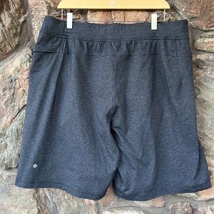 Lululemon men’s grey shorts/ XXL